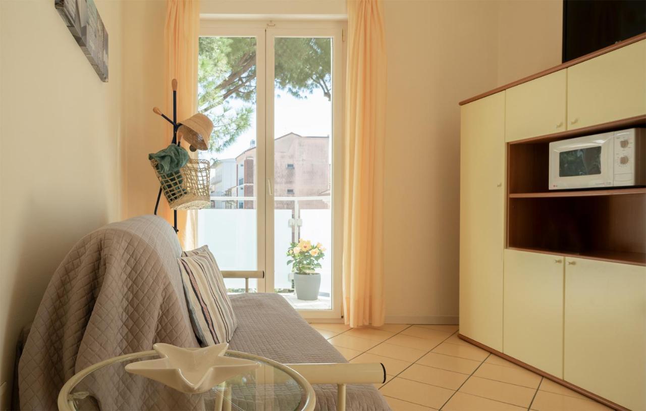 Residence Capitol Cattolica Bagian luar foto